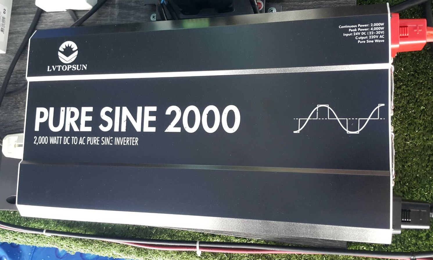 อินเวอร์เตอร์โซล่าเซลล์ Pure Sine Wave 2000 วัตต์